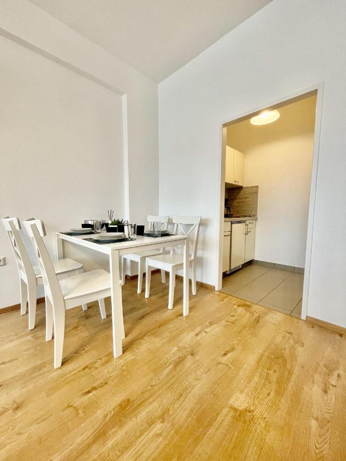 City Center Apartments Am Schwedenplatz Відень Екстер'єр фото